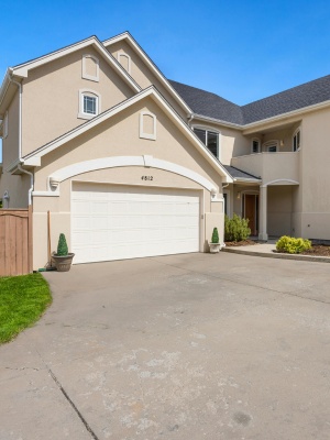 Top garage door repair services in Edmonton enhance curb appeal and ensure functionality in residential properties Top garage door repair services in Edmonton enhance curb appeal and ensure functionality in residential properties